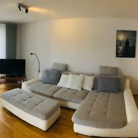 شقة Ferienwohnung Schillerstrasse